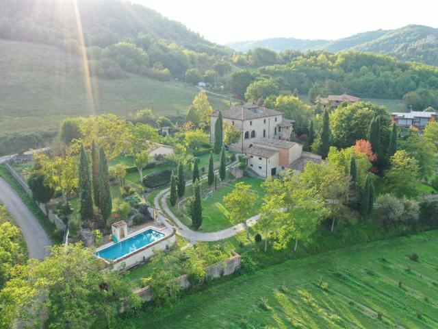 Podere Quarantino 600m² Lerchi
