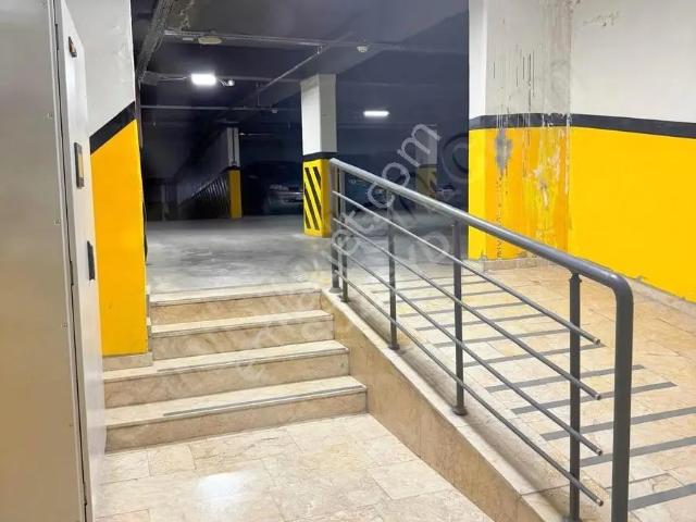 Podium Avm Karşısı Queen Park Sitesinde 155m2 Full Yapılı 3+1