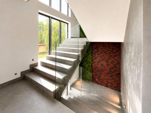 Podkarpacka 300 m², Rzeszów