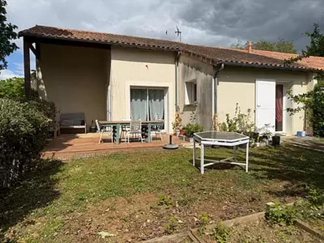 Poitiers 86000 Achat / Vente maison 3 pièces t3 au dernier étage terrasse
