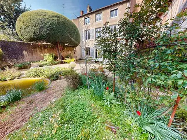 Poitiers 86000 Achat / Vente maison 10 pièces t10