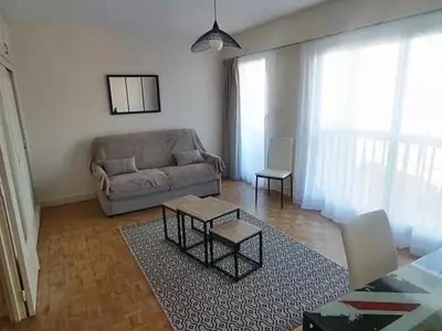 Poitiers 86000 Location appartement 1 pièce t1 cave balcon