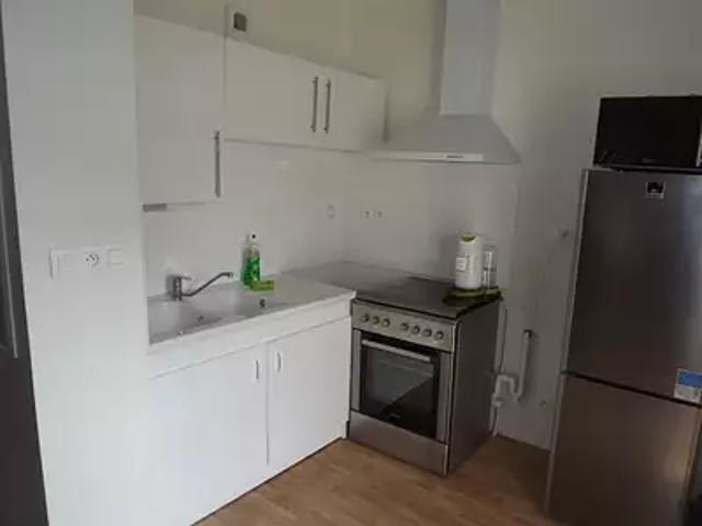 Poitiers 86000 Location appartement 3 pièces t3 parking