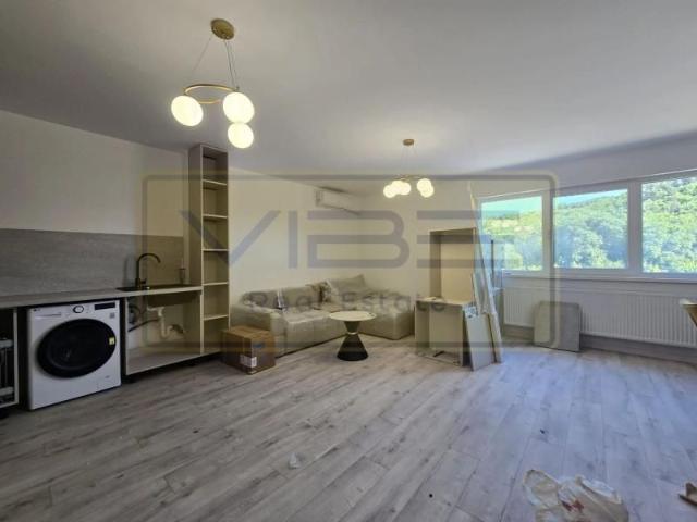 Poitiers Tower Prima inchiriere 2 camere + dressing mobilat modern