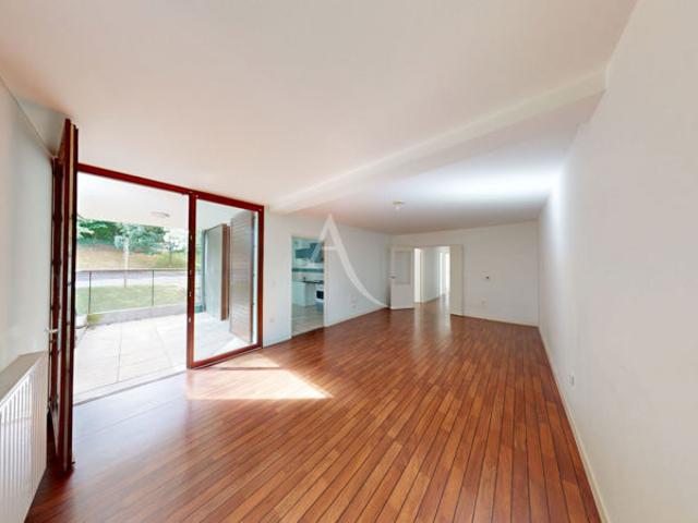 POITIERS APPARTEMENT 3 CHAMBRES GARAGE BALCON CAVE