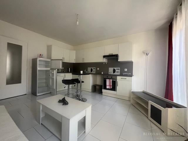 POITIERS CENTRE, RESIDENCE CORDELIERS, T2 MEUBLE AVEC PARKING