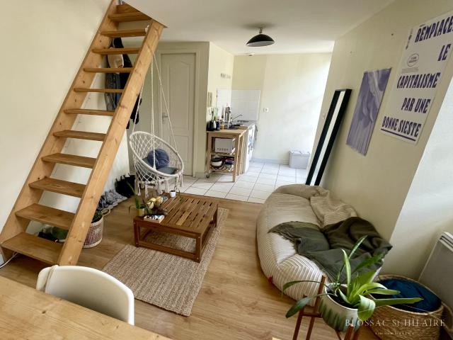 POITIERS CENTRE VILLE Rue Descartes appt T2 de 17.05 m2