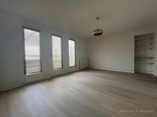 POITIERS CENTRE VILLE T3 DE 62.12m2 AVEC BOX