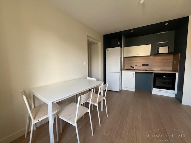 Poitiers, centre ville, T3 meublé rénové