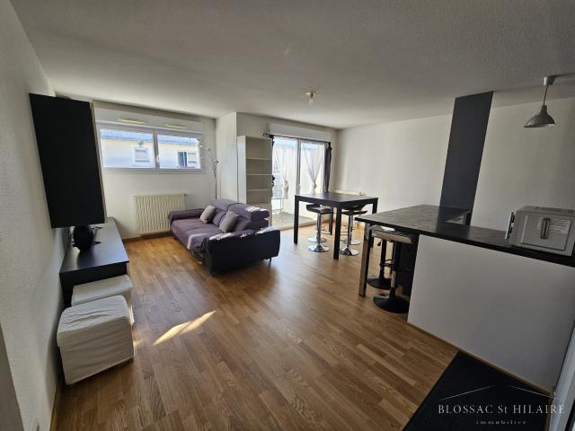 Poitiers EST, appartement de type 2 d'environ 44 m2 avec parking et terrasse