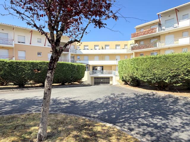 Poitiers La Gibauderie Appartement T2 de 46,41 m2 avec terrasse et parking en sous sol