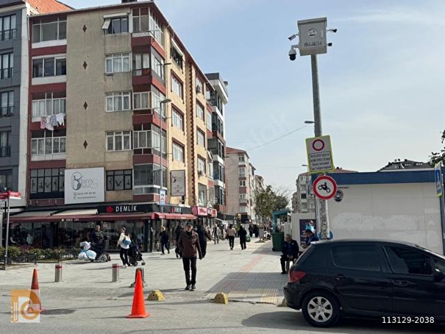 POİNT'DEN HÜRRİYET CAD. 300 M2 DÜZ GİRİŞ SIFIR KİRALIK DÜKKAN