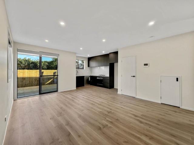 point chevalier, 3 bedrooms
