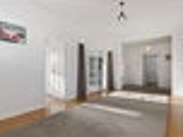 Point Chevalier, 3 bedrooms, $850 pw