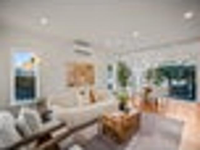 Point Chevalier, 3 bedrooms, $865 pw