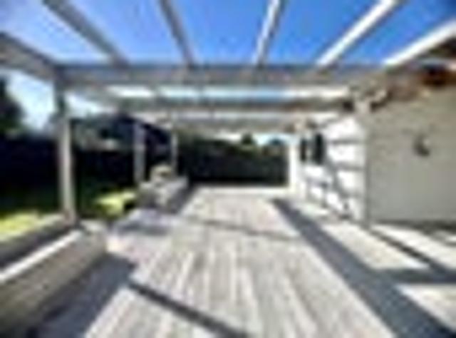 Point Chevalier, 3 bedrooms, $950 pw