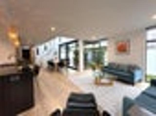 Point Chevalier, 3 bedrooms, $1400 pw