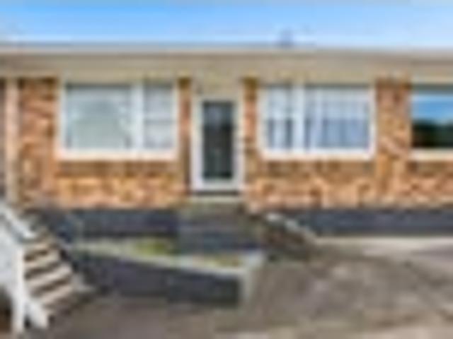 Point Chevalier, 2 bedrooms, $550 pw