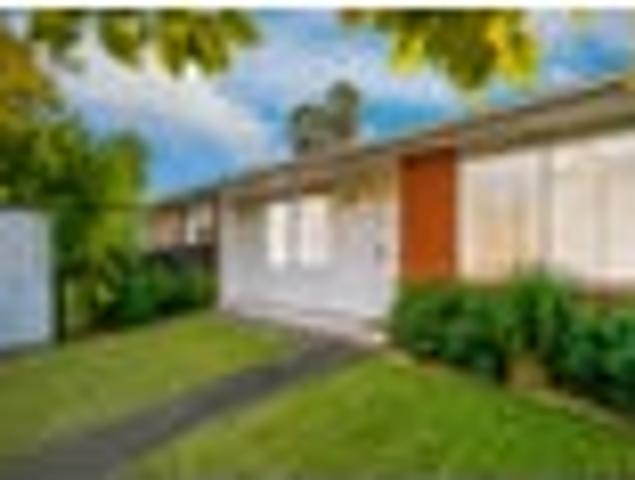 Point Chevalier, 2 bedrooms, $635 pw