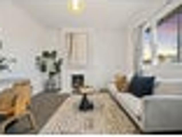 Point Chevalier, 2 bedrooms, $725 pw