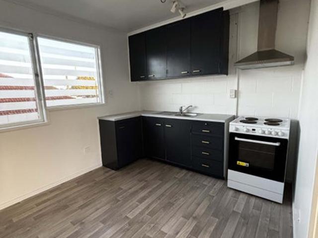 point chevalier, 2 bedrooms