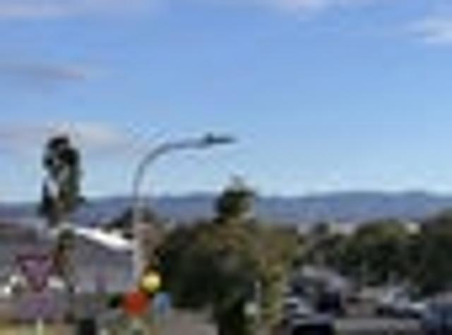Point Chevalier, 2 bedrooms, $800 pw