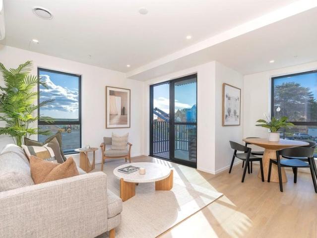 point chevalier, 2 bedrooms