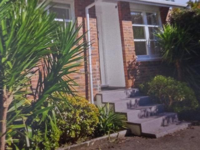 point chevalier, 2 bedrooms