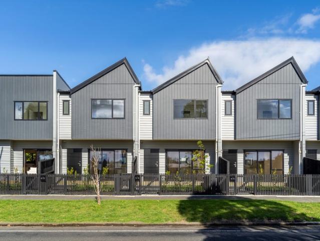 Point England, 2 bedrooms
