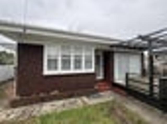 Point England, 3 bedrooms, $680 pw