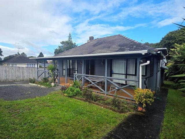 point england, 6+ bedrooms