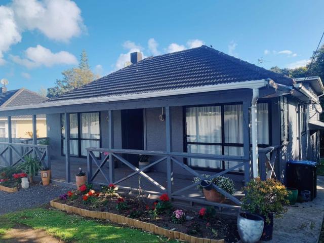 point england, 6+ bedrooms