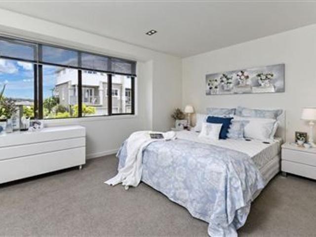 POINT RIDGE TOWNHOUSE!