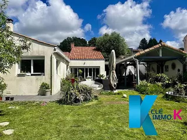 Poiroux 85440 Achat / Vente maison 6 pièces t6 terrasse parking