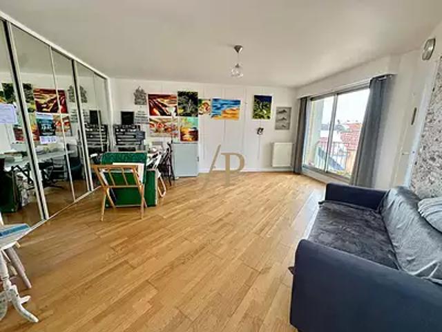 Poissy 78300 Achat / Vente appartement 1 pièce t1 terrasse cave
