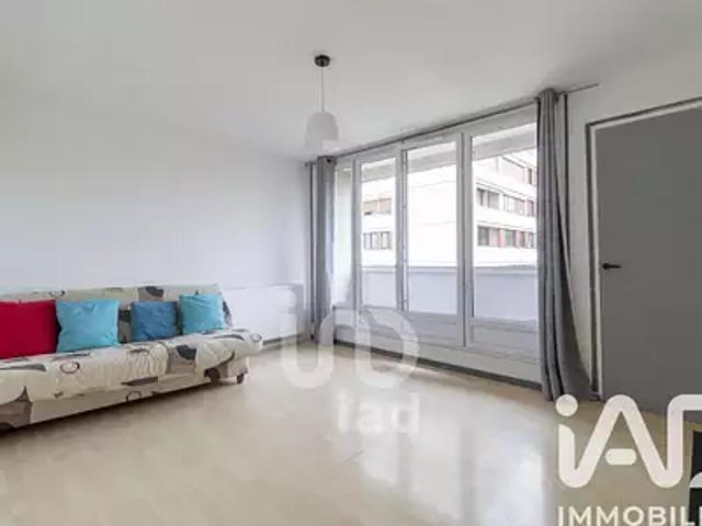 Poissy 78300 Achat / Vente appartement 2 pièces t2 parking