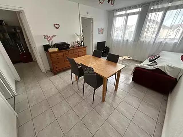 Poissy 78300 Achat / Vente appartement 4 pièces t4 cave