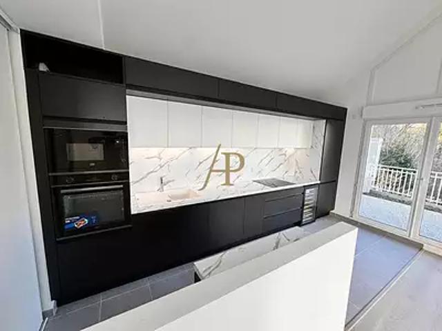 Poissy 78300 Achat / Vente maison 3 pièces t3 au dernier étage terrasse