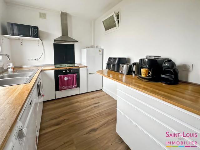 Poissy Charme et Confort: Appartement 4 Pièces Rénové à 2 min d
