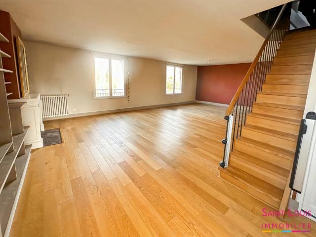Poissy Dernier étage Appartement duplex 5 pièces
