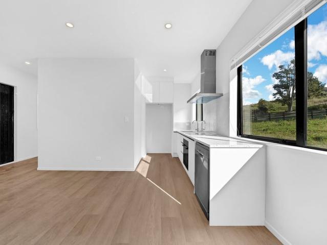 pokeno, 2 bedrooms
