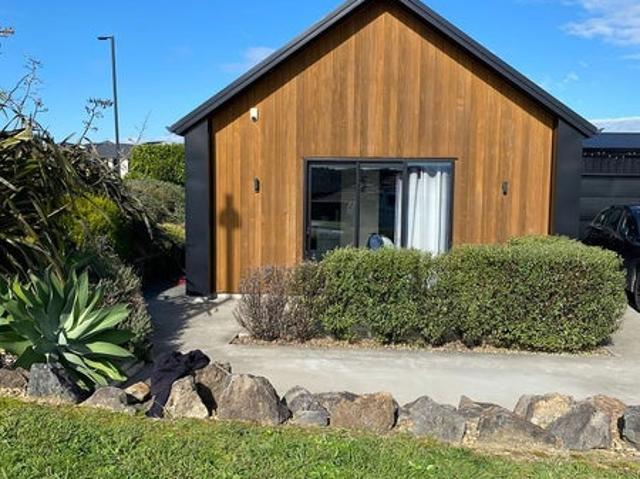 pokeno, 2 bedrooms