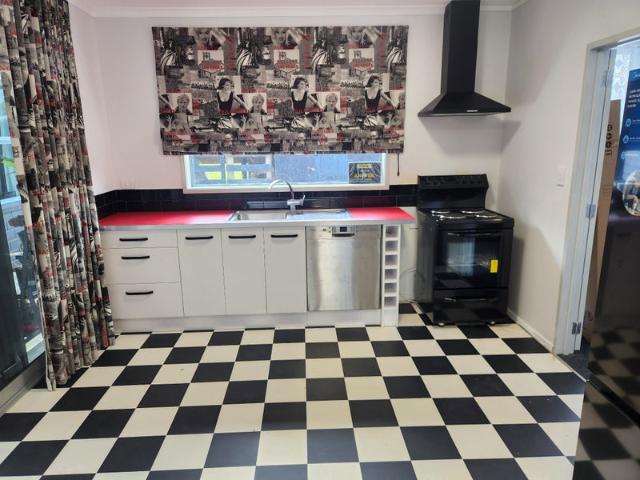 pokeno, 2 bedrooms