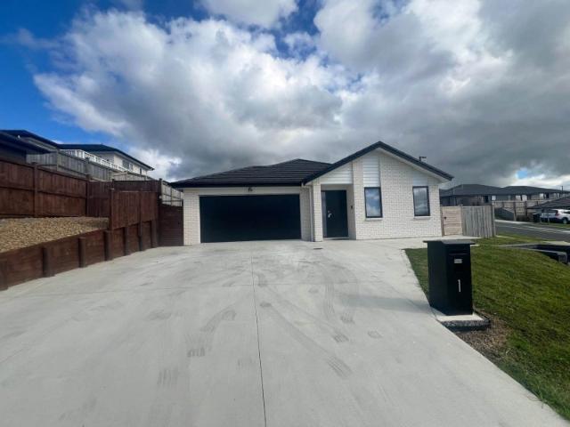 pokeno, 4 bedrooms