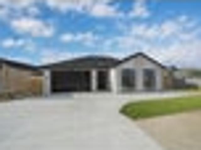 Pokeno Perfection, 6 Bedrooms of Comfort