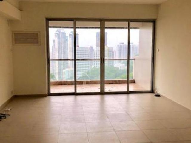 POKFULAM COURT 碧林閣