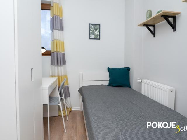 Pokój 1 osobowy nr 3, ul. Związku Jaszczurczego 1
