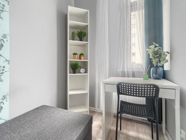 pokój 1 osobowy nr 5, ul. Żupańskiego 7
