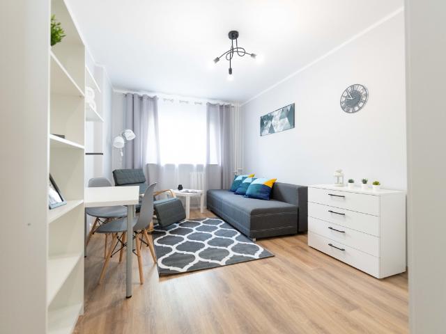 Pokój 1 osobowy nr 5, Kobierzyńska 68
