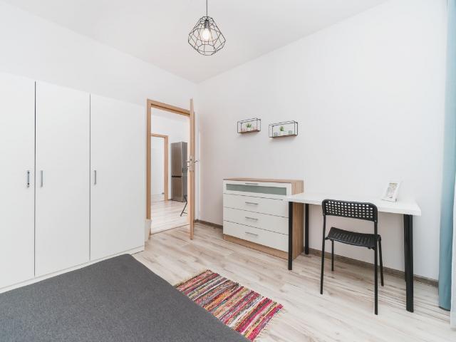 Pokój jednoosobowy nr.4, Głowackiego 30